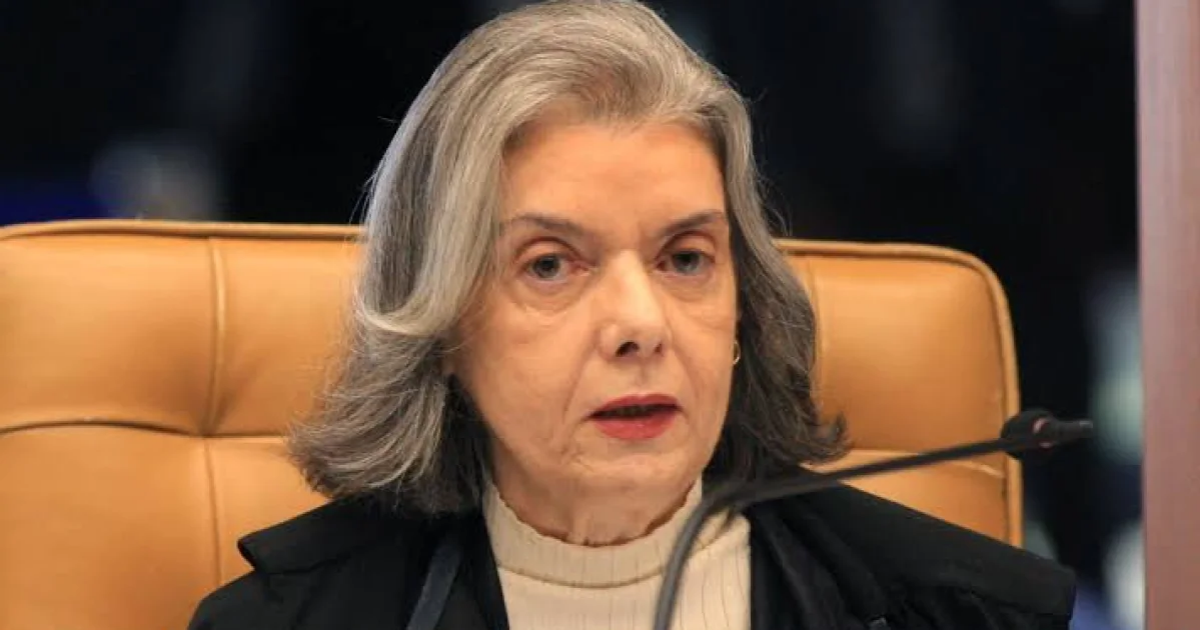 Carmen Lúcia procura M0raes e diz: ‘Ninguém vai… Ver mais